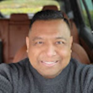 Meet your Posher, Javier